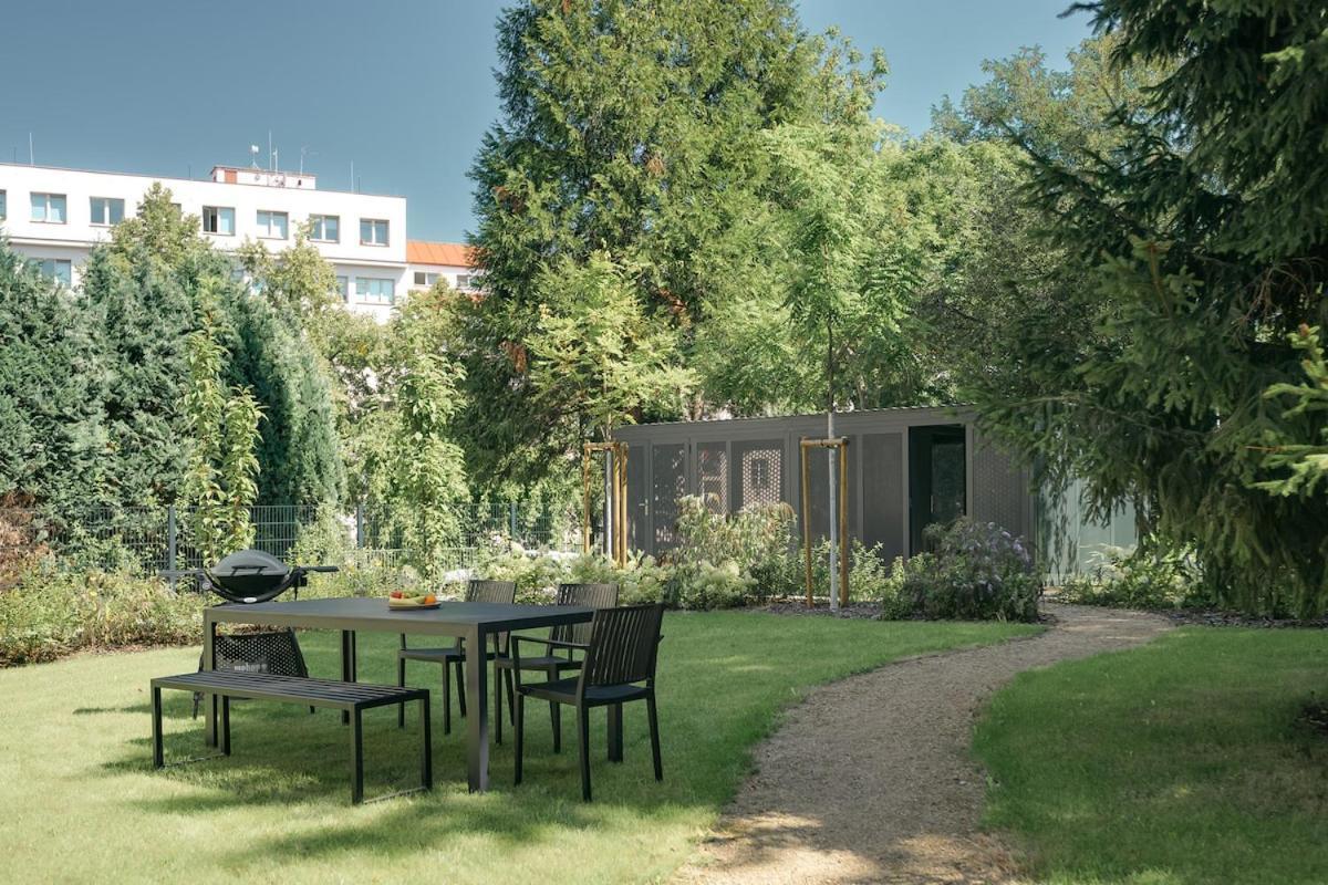 New! Mini-designer Rooftop Ac & Garden, Castle! Appartamento Praga