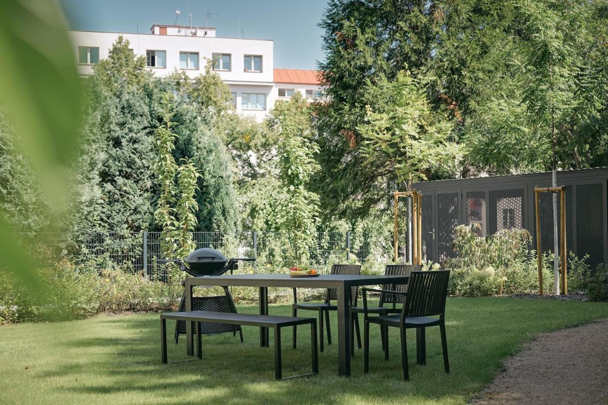 Appartamento New! Mini-designer Rooftop Ac & Garden, Castle!