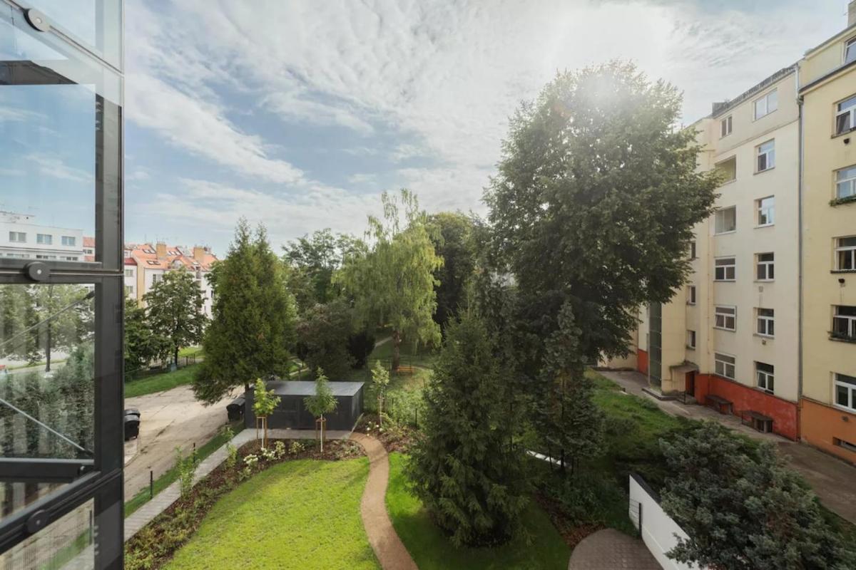 New! Mini-designer Rooftop Ac & Garden, Castle! Appartamento *