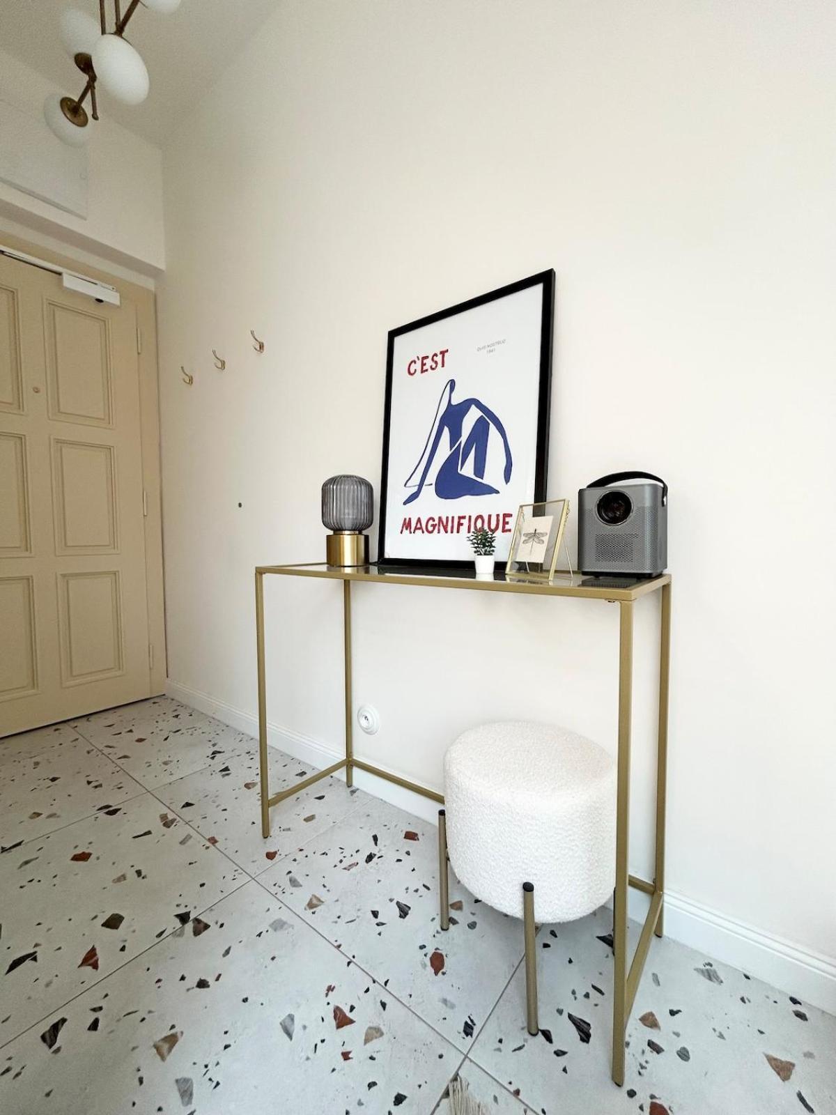 New! Mini-designer Rooftop Ac & Garden, Castle! Praga