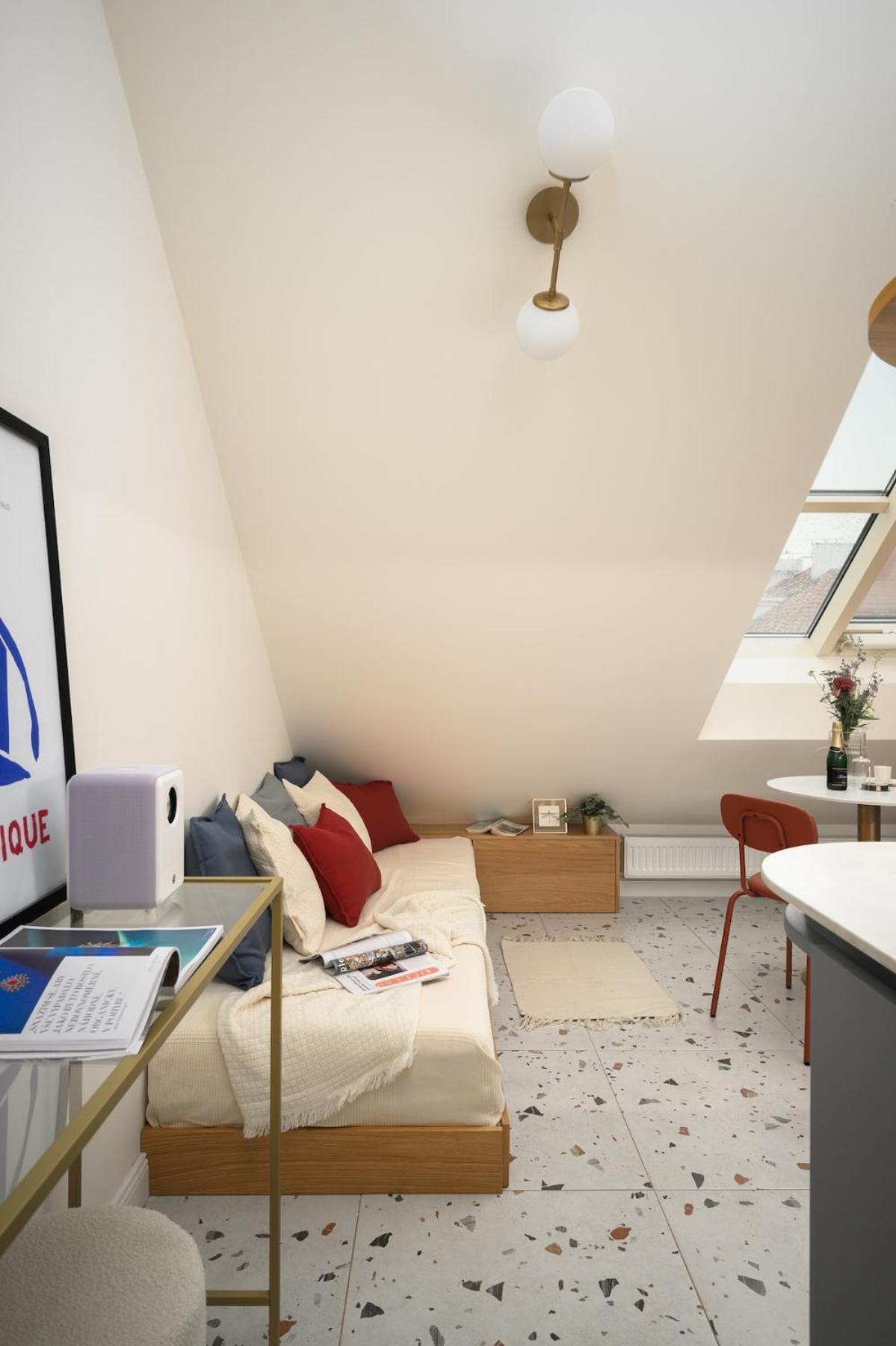 Appartamento New! Mini-designer Rooftop Ac & Garden, Castle!